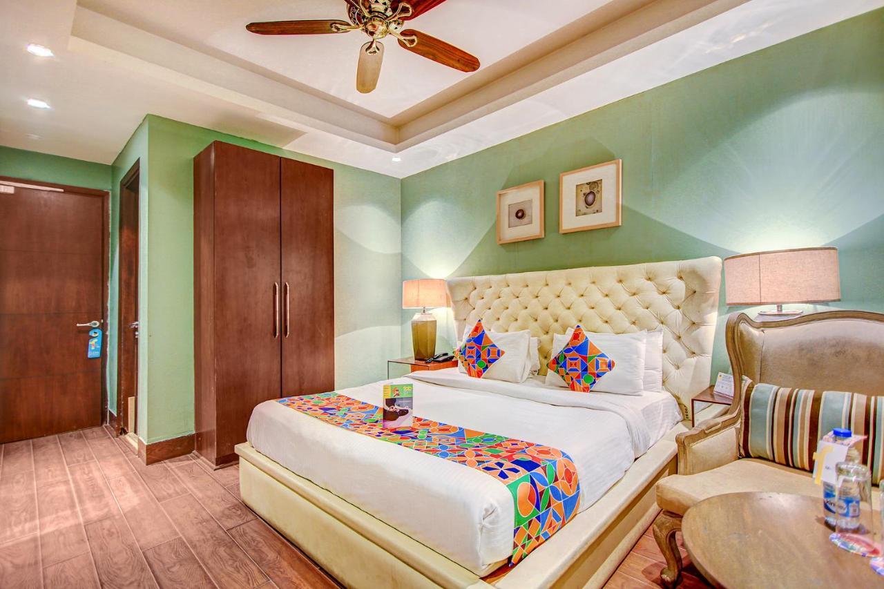 ניו דלהי Fabhotel Cotts Villa Vasant Kunj מראה חיצוני תמונה